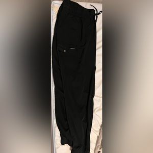 Healing hands, gently used.  Tops are 3x, bottoms are 2x